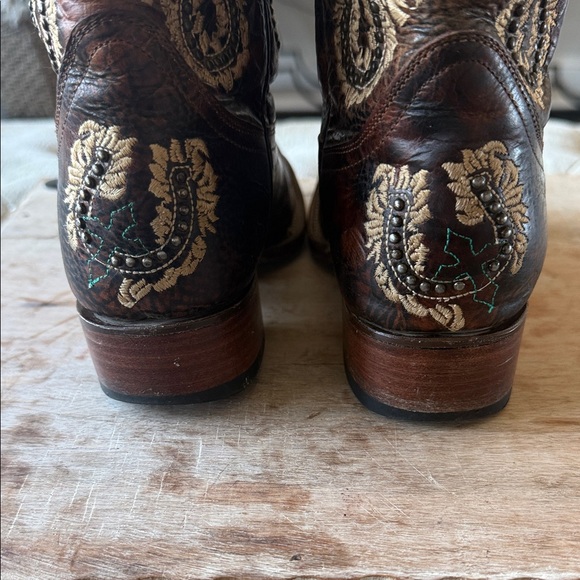Corral Women’s 6 Brown Western Cowboy Boots Embroidered Beaded Horseshoe & Cross - Picture 5 of 7